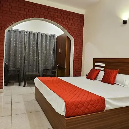Golden Himalaya Homestay Kausani Exterior photo