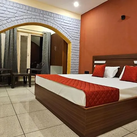 Golden Himalaya Homestay Kausani Exterior photo