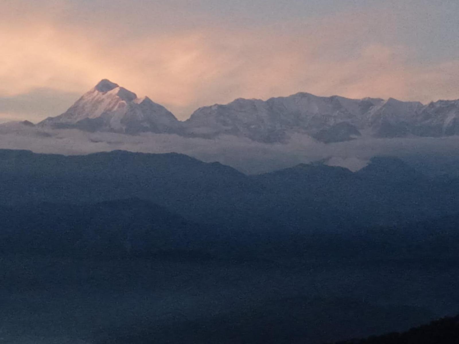 Golden Himalaya * Kausani