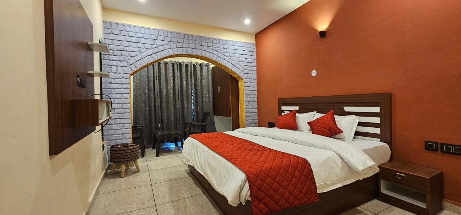 Golden Himalaya Homestay Kausani